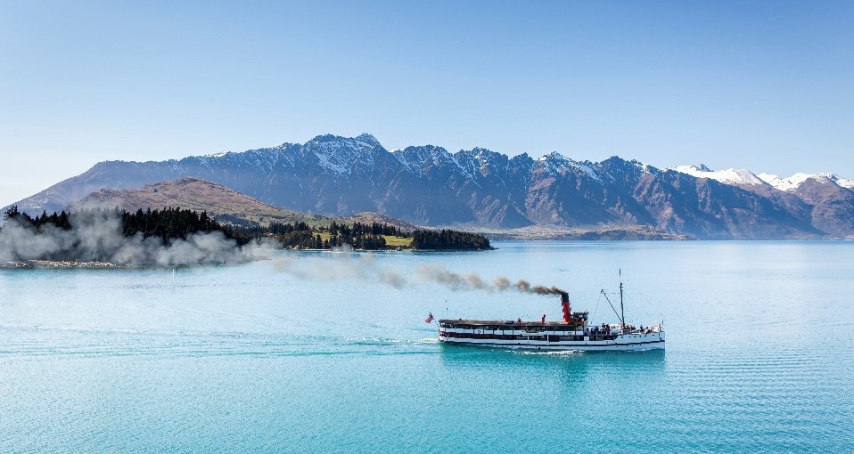 boat trip queenstown